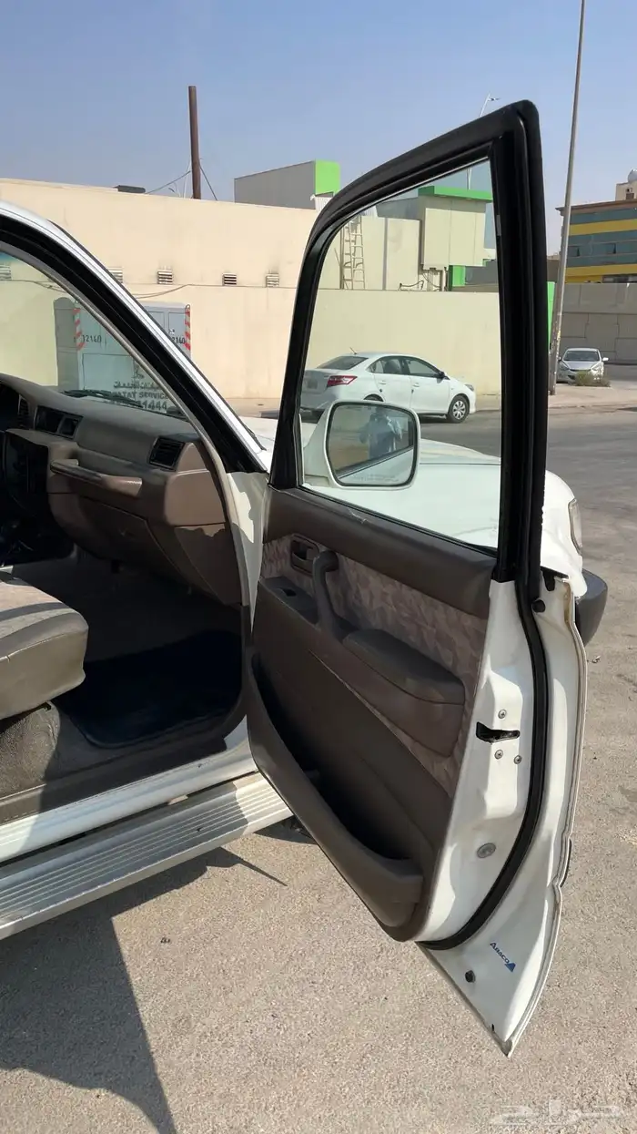 لاندكروزر 18