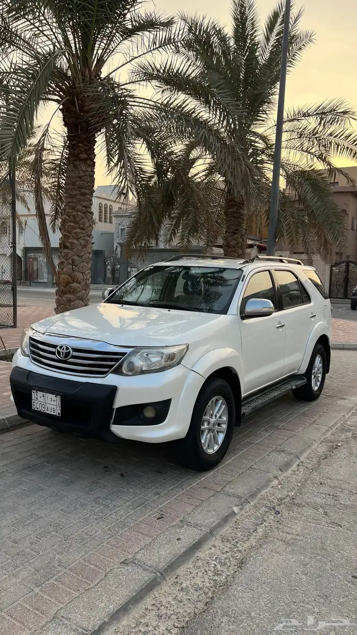 للبيع فورشنر 2013 فل كامل 0