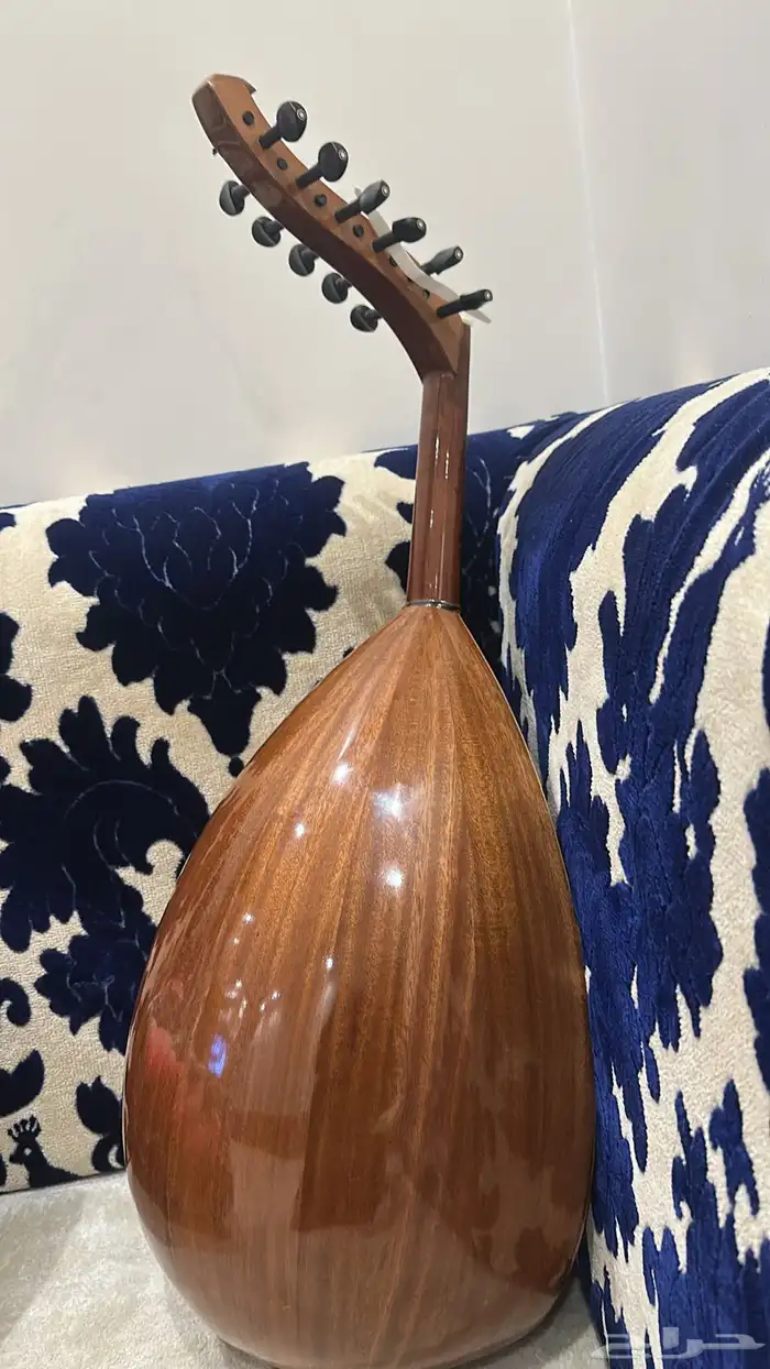 اله عود موسيقي 7