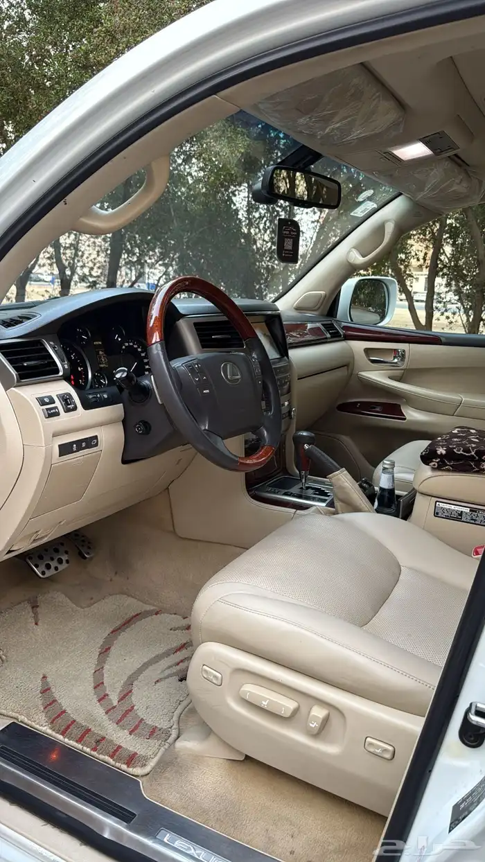 جيب لكزس 2014 16