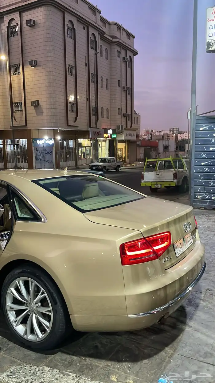 اودي A8 7