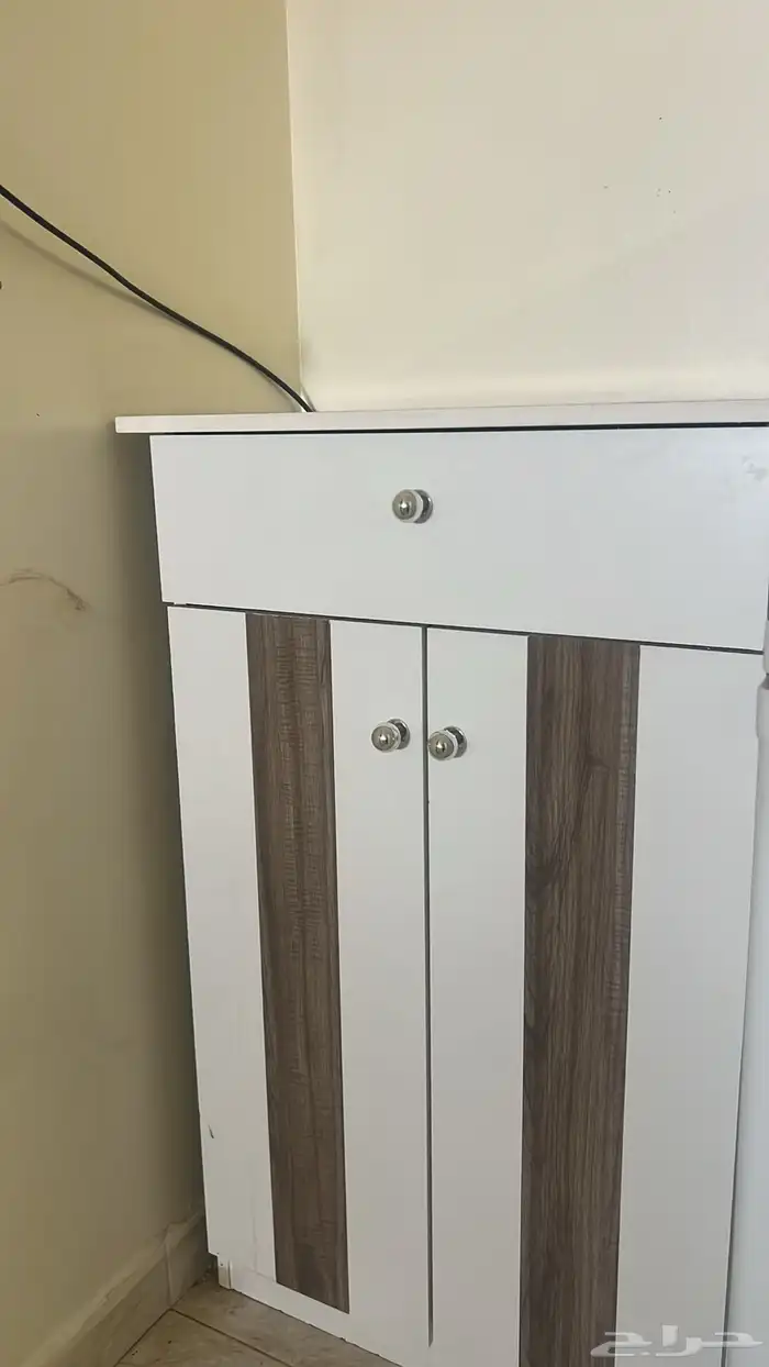 اثاث منزلي شبه جديد. الموقع العلا 3