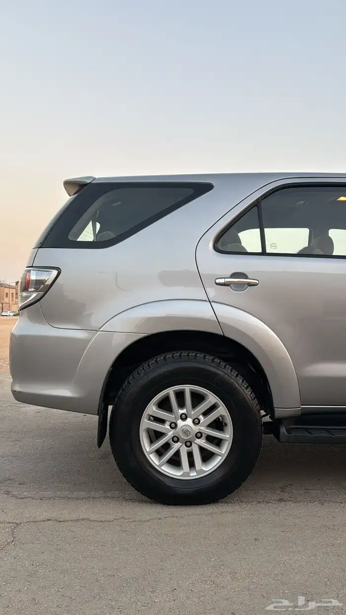 تويوتا فورشنر 2015 قمة النظافه 8