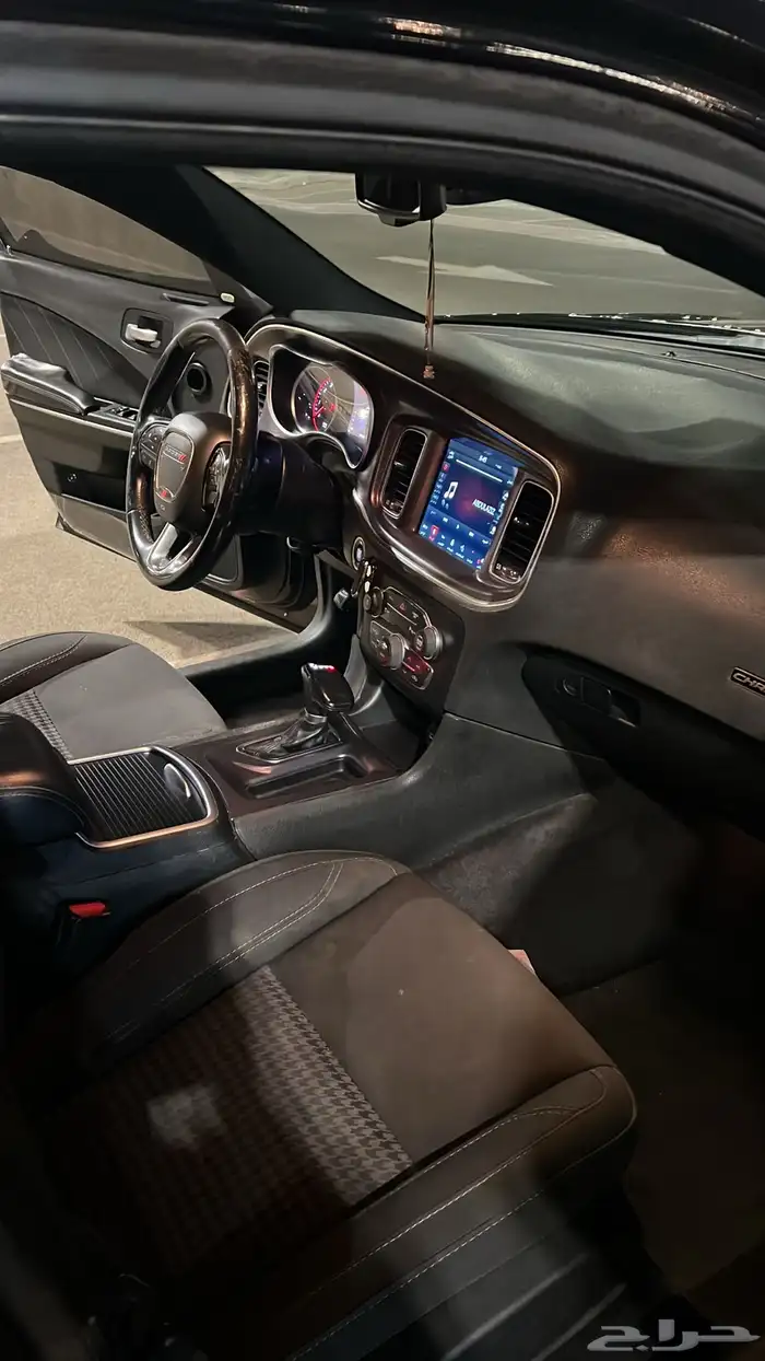 تشارجر SXT 2018 9