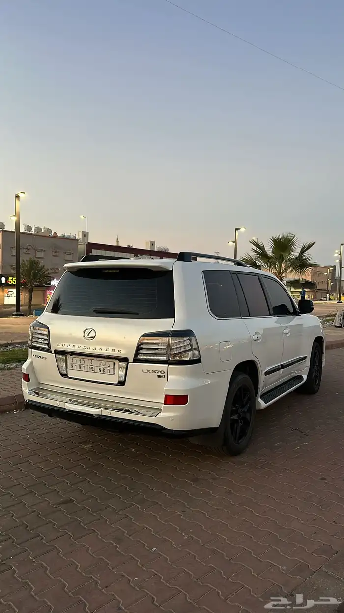 لكسز 2012ماشي498 1