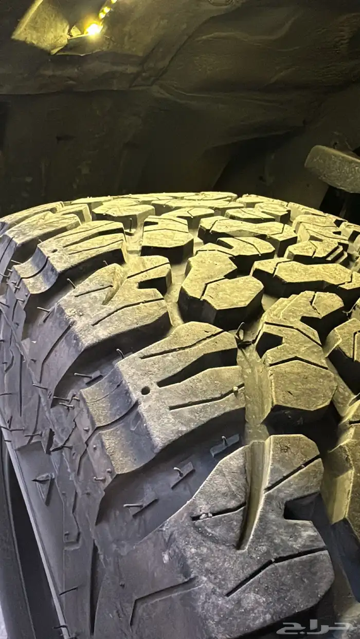 كفرات حجري وجنوط ميثود 5مسامير استخدام شهر المقاس 265_70_17 2