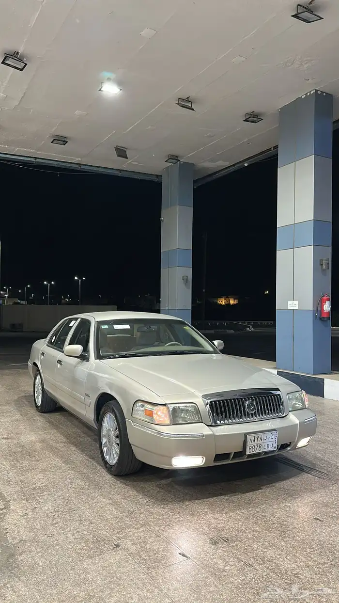 فورد ماركيز 2011وكاله من صدام الى صدام الممشى256025mi 1