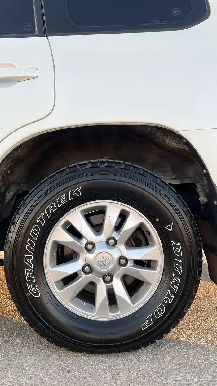 للبيع لاندكروزر 25