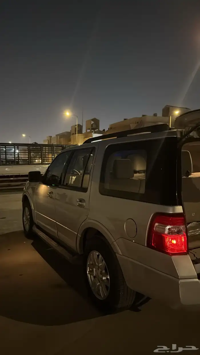 اكسبديشن 2010 نظيف 0