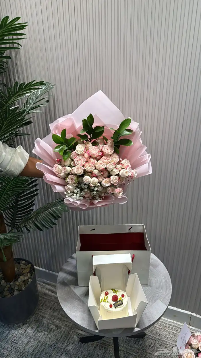 ورد وهدايا بتوصيل مجاني 1