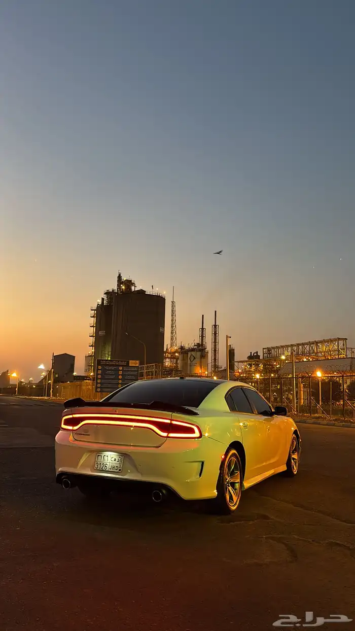 تشارجر 2020 sxt 3