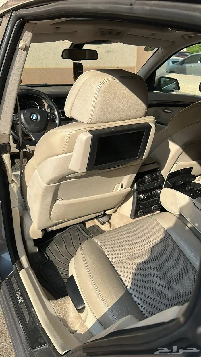 بي ام 2013. GT550i 18