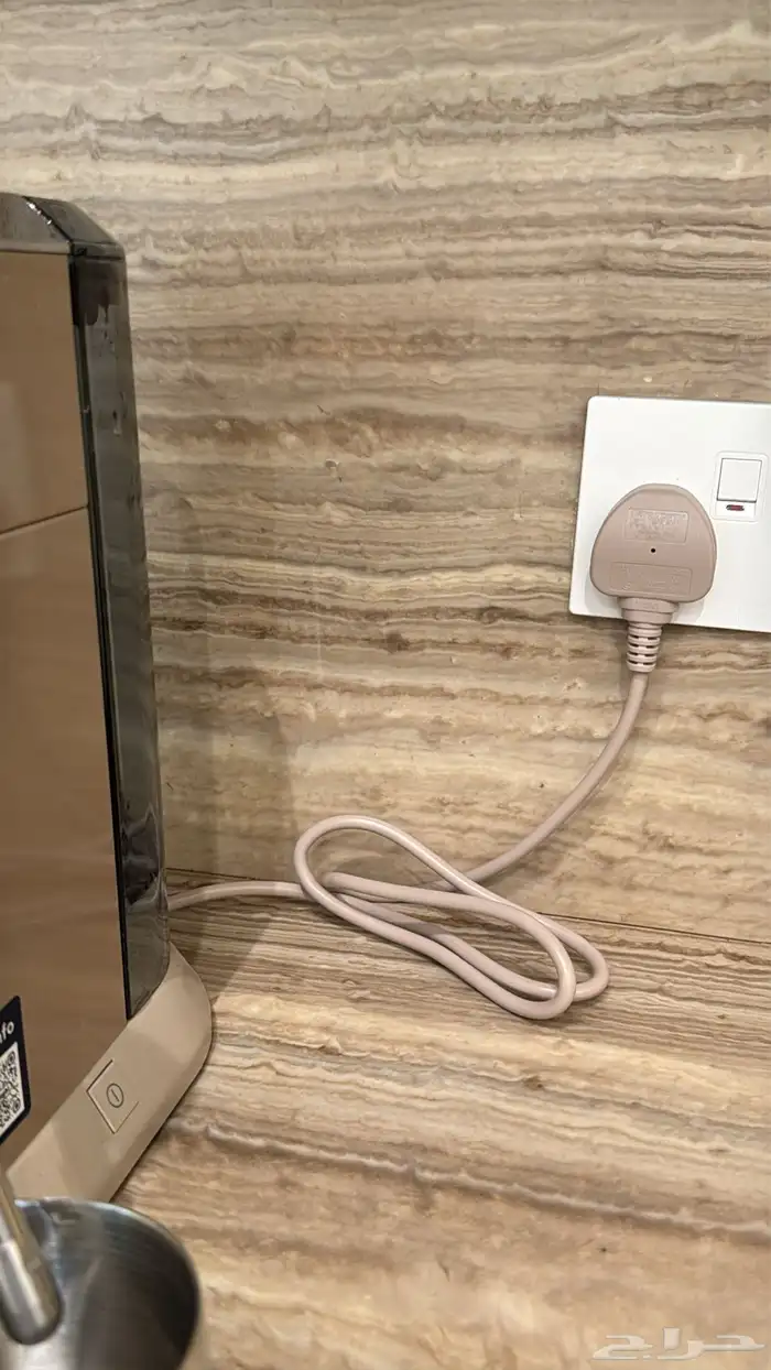 مكينه قهوه ماركه ديلونجي مع الملحقات 9