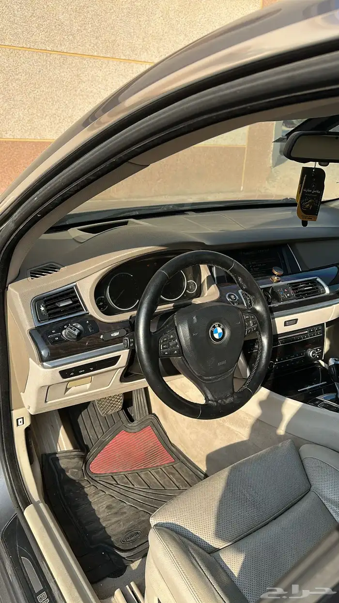 بي ام 2013. GT550i 22