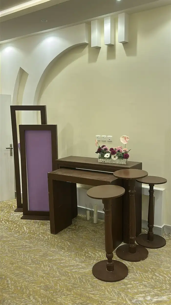 للايجار طاولات استقبال 0