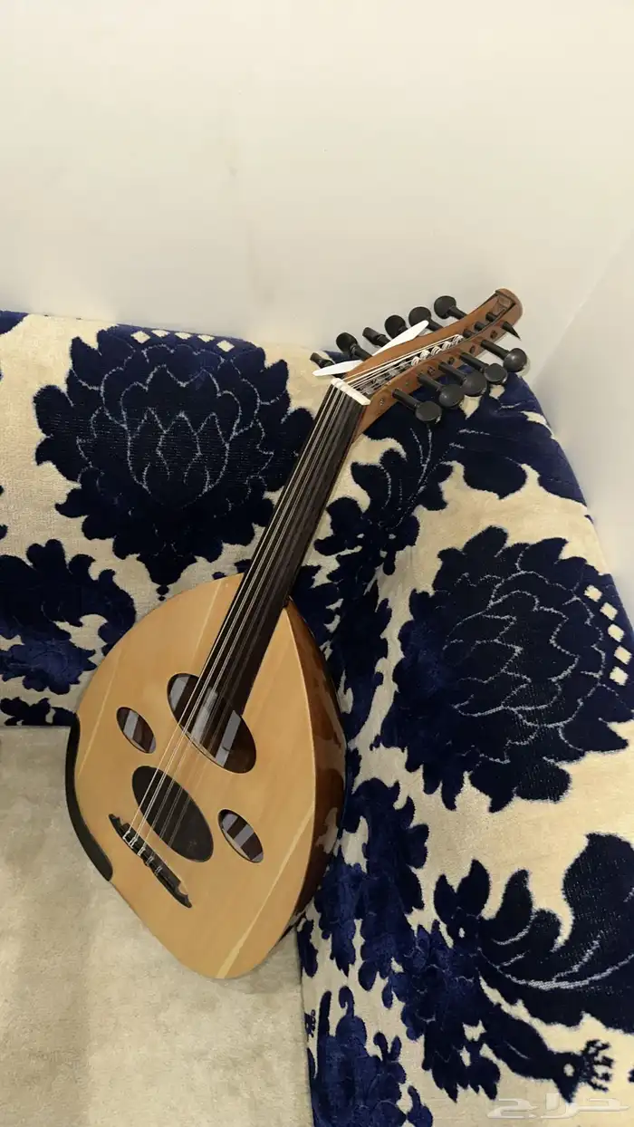 اله عود موسيقي 9