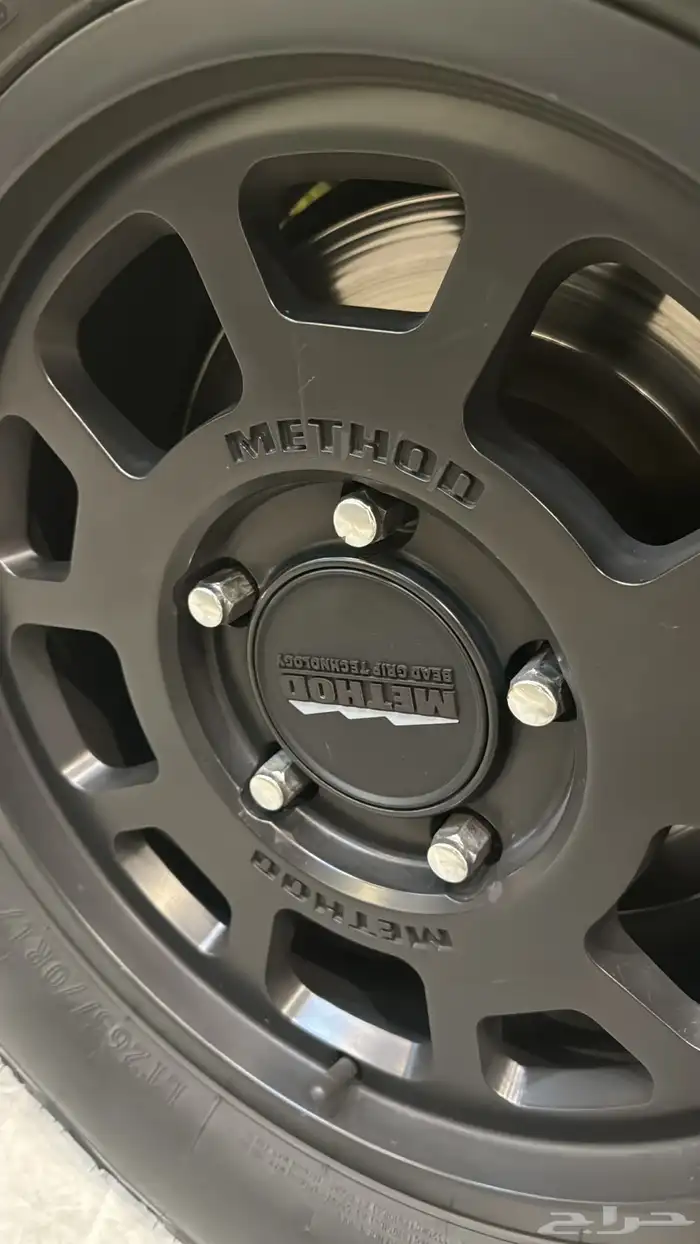 كفرات حجري وجنوط ميثود 5مسامير استخدام شهر المقاس 265_70_17 0