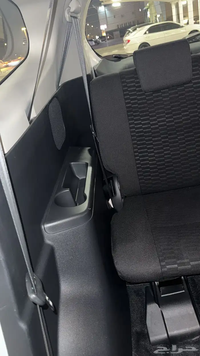 تويوتا راش 2023 فل كامل S 18