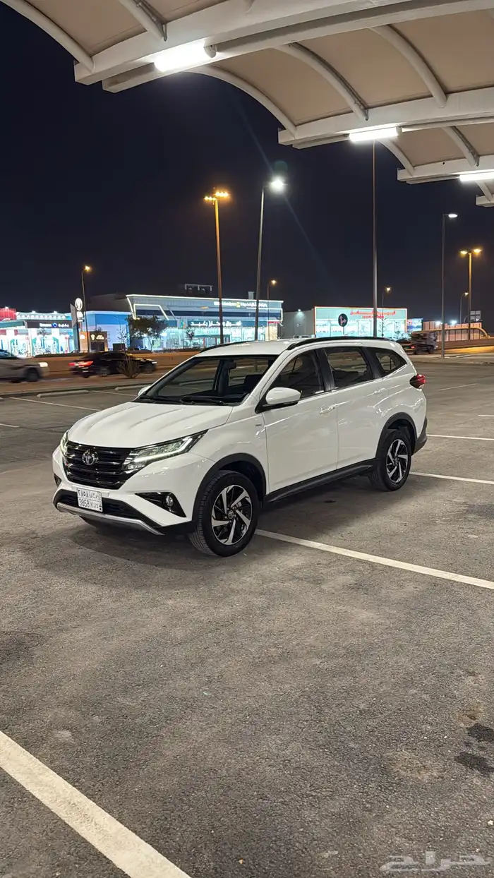 تويوتا راش 2023 فل كامل S 1