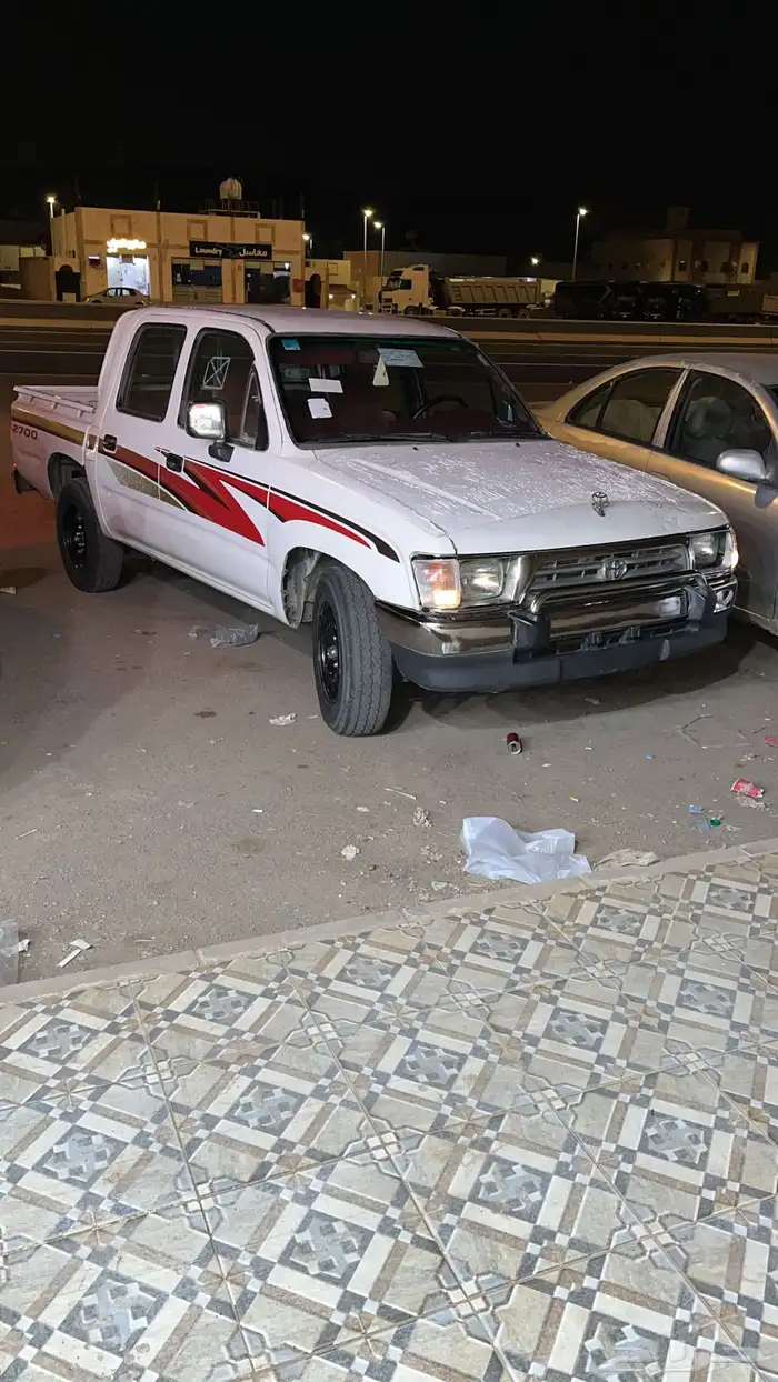 هايلكس 2001 ل البيع 7