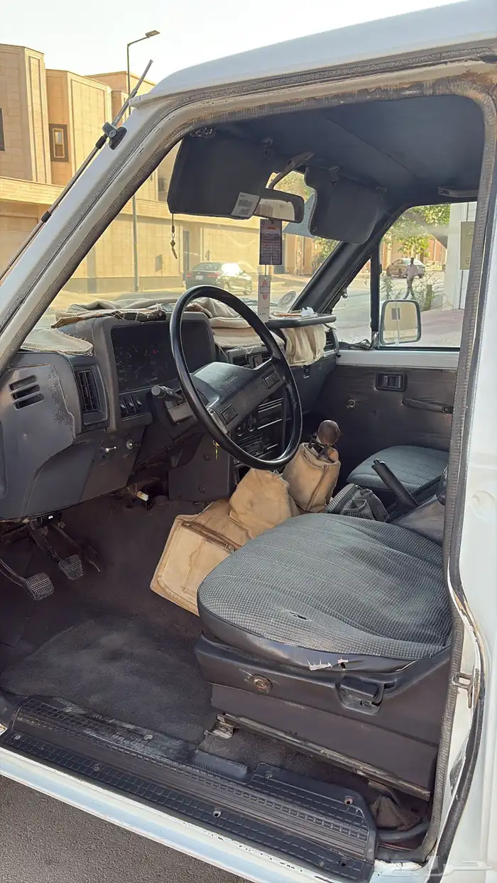 جيب ربع باترول مديل 93 6