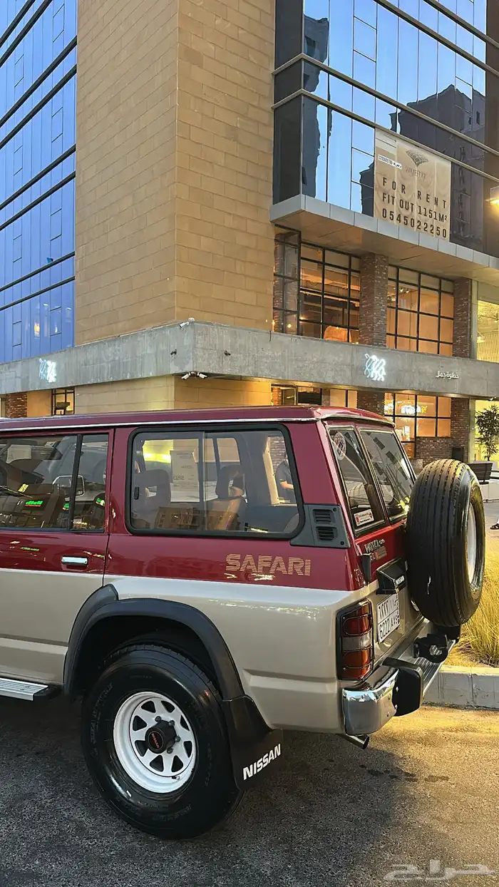نيسان سفاري 4
