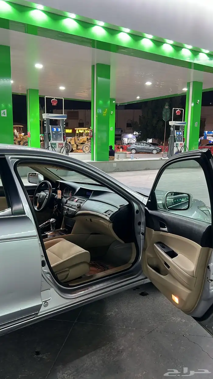 هوندا اكورد 2012 نظيف لميتد 12