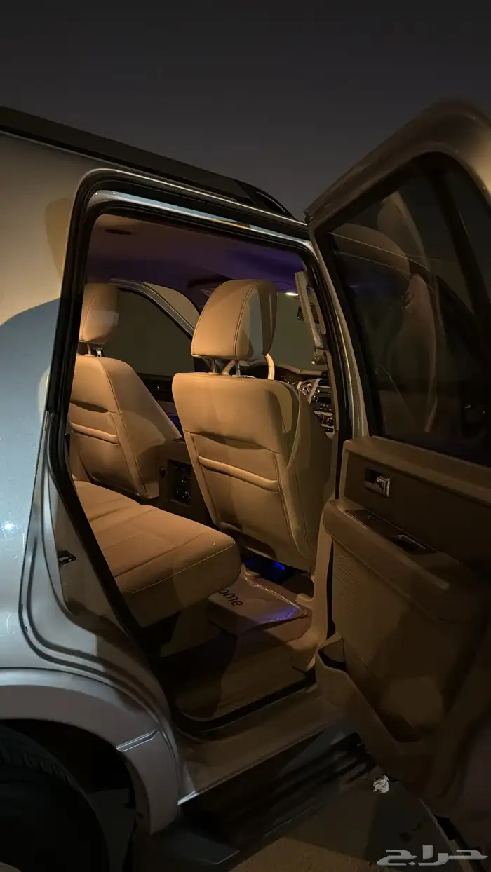 اكسبديشن 2010 نظيف 8