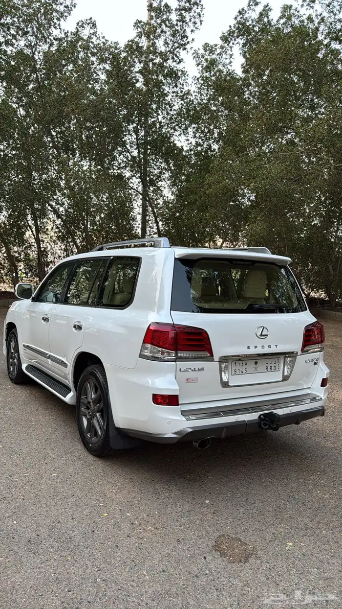 جيب لكزس 2014 8