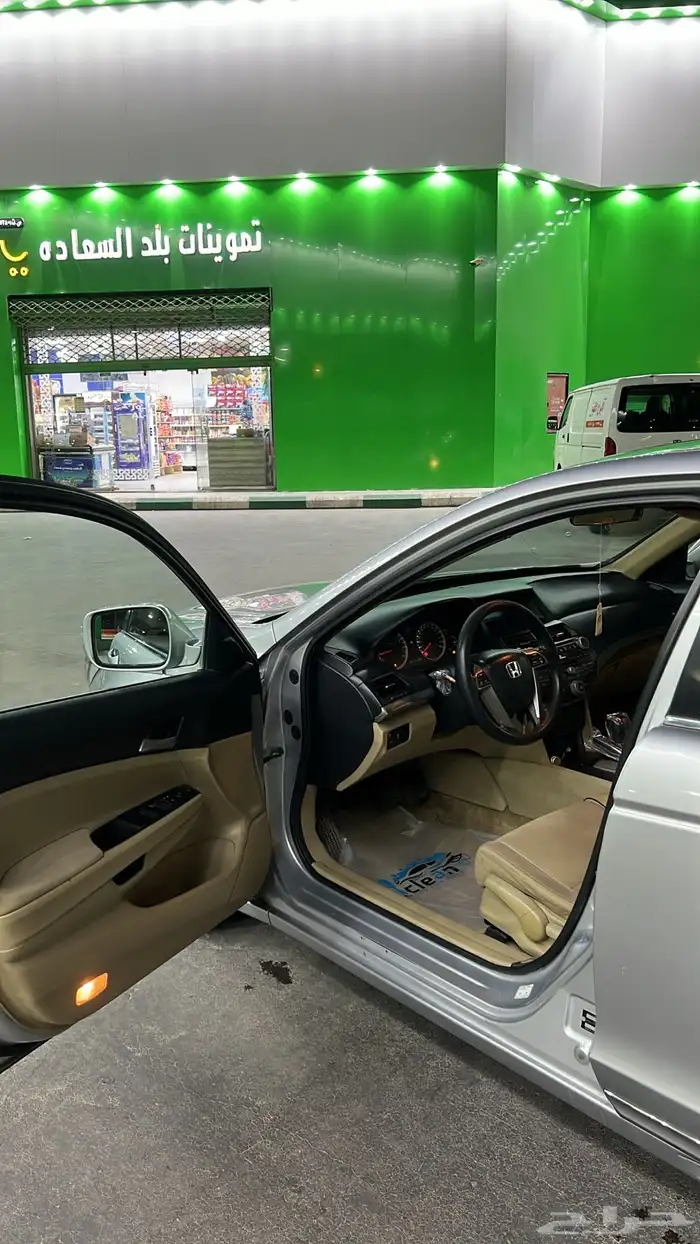 هوندا اكورد 2012 نظيف لميتد 8
