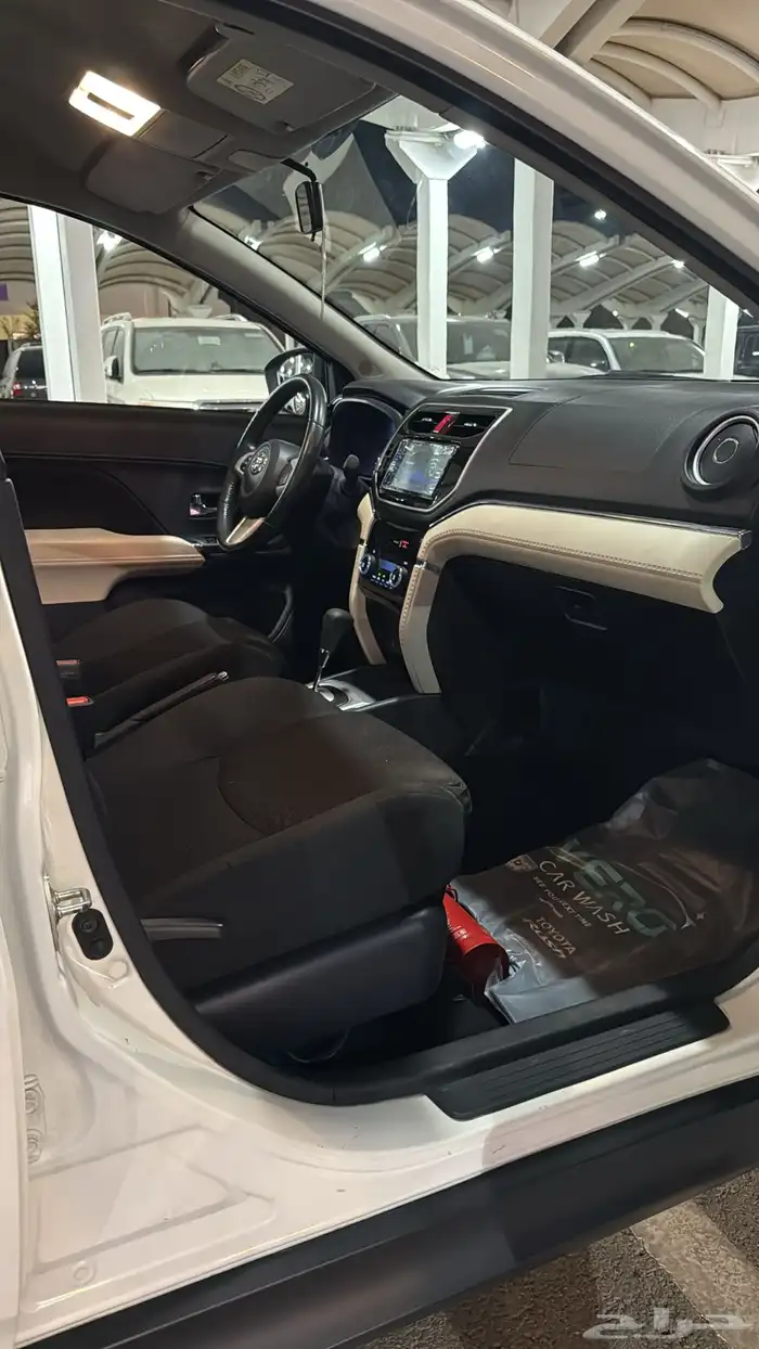 تويوتا راش 2023 فل كامل S 16