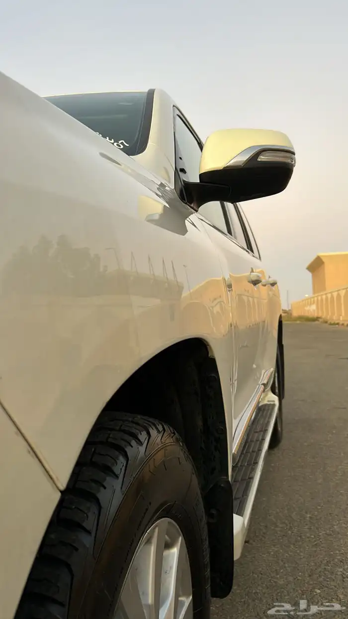 لاندكروزر 2019 ديزل 3