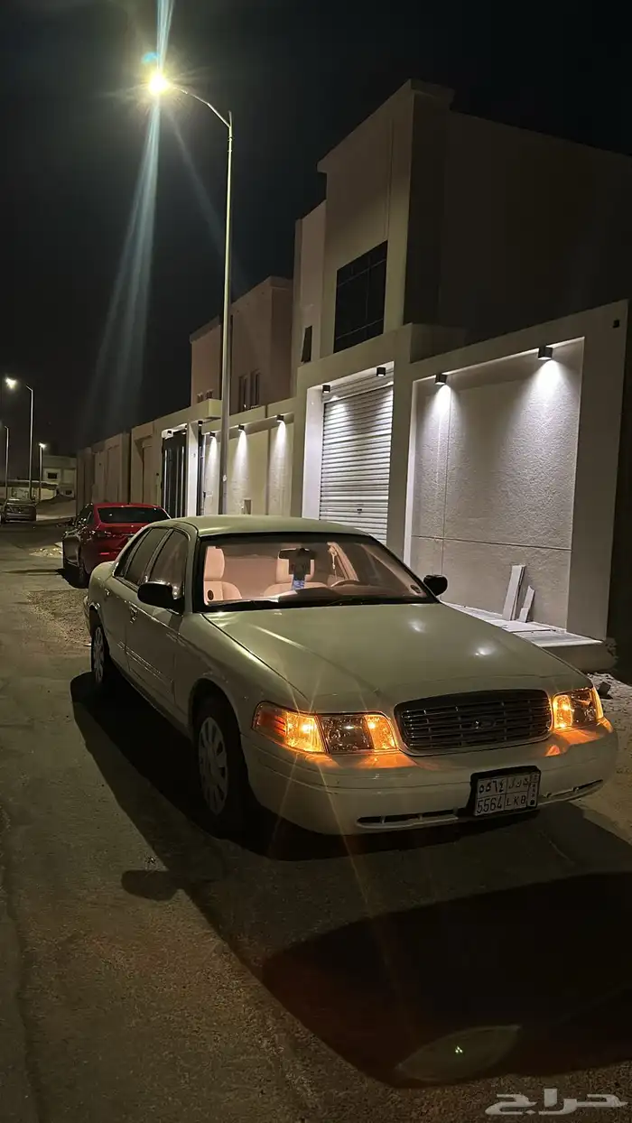 فورد بوليسي 2011 1