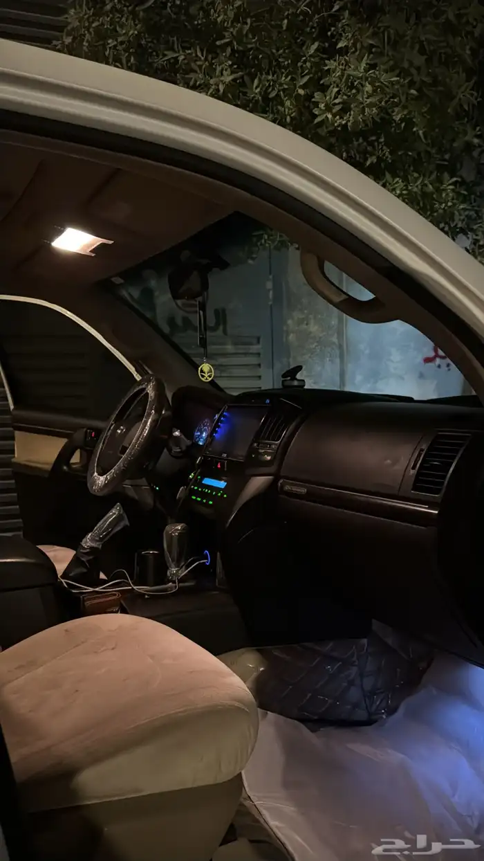 جيب لاندكروزر 2