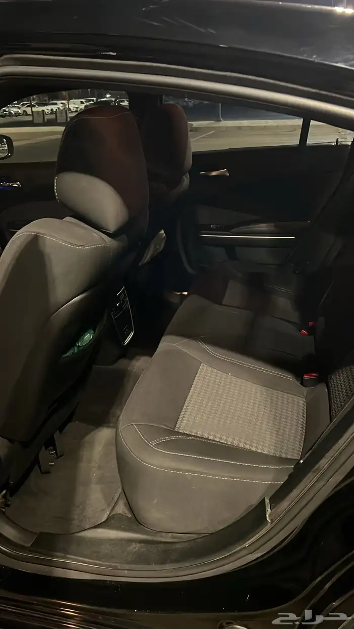 تشارجر SXT 2018 12