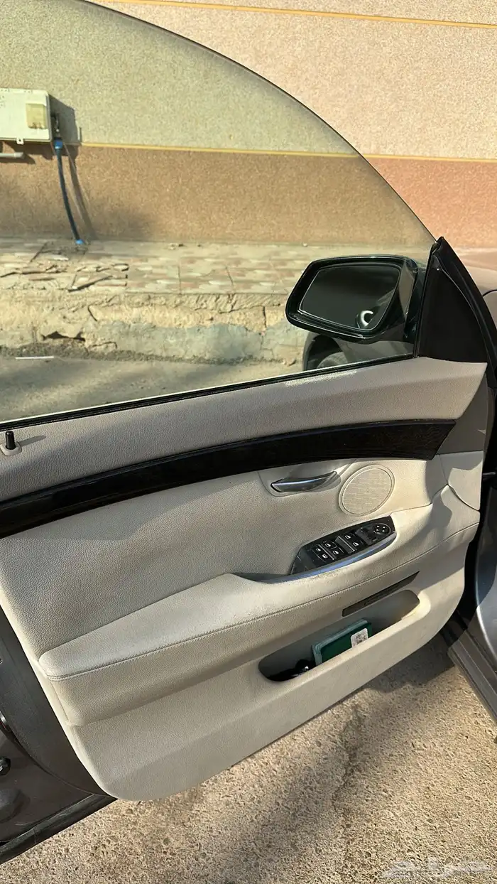 بي ام 2013. GT550i 21