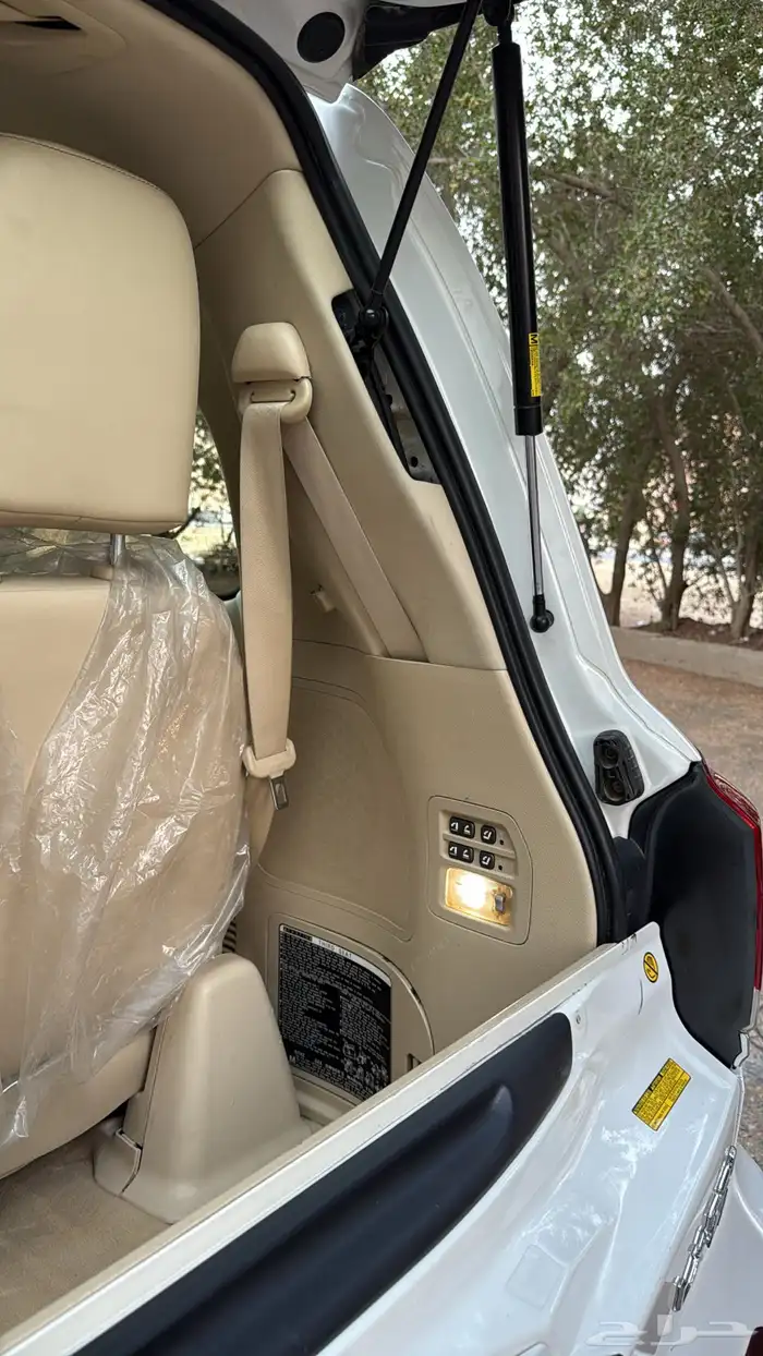 جيب لكزس 2014 29