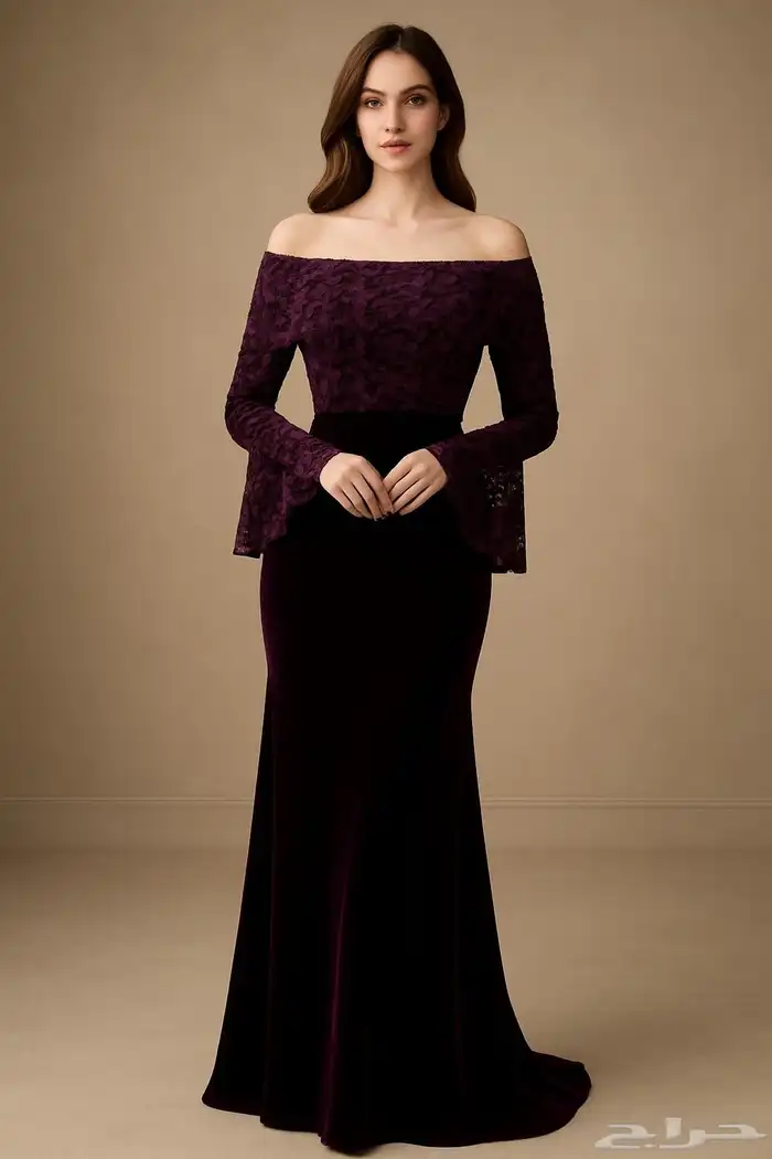 فستان مخملي فاخر بلون عنابي 0