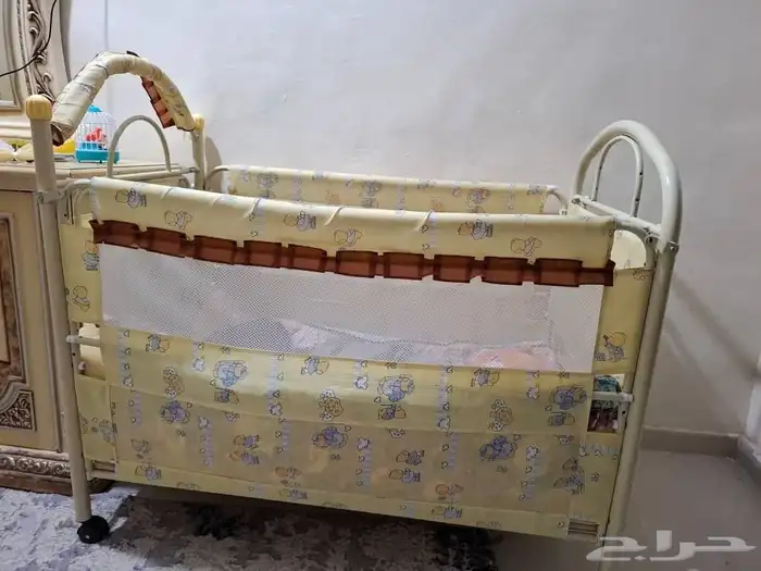 اثنين سرير مع عربة 2