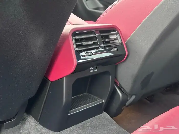 530 x drive AWD 2024 جاهزة للشحن من امريكا 19