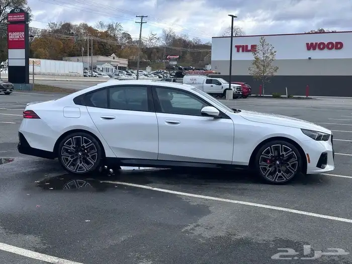 530 x drive AWD 2024 جاهزة للشحن من امريكا 5