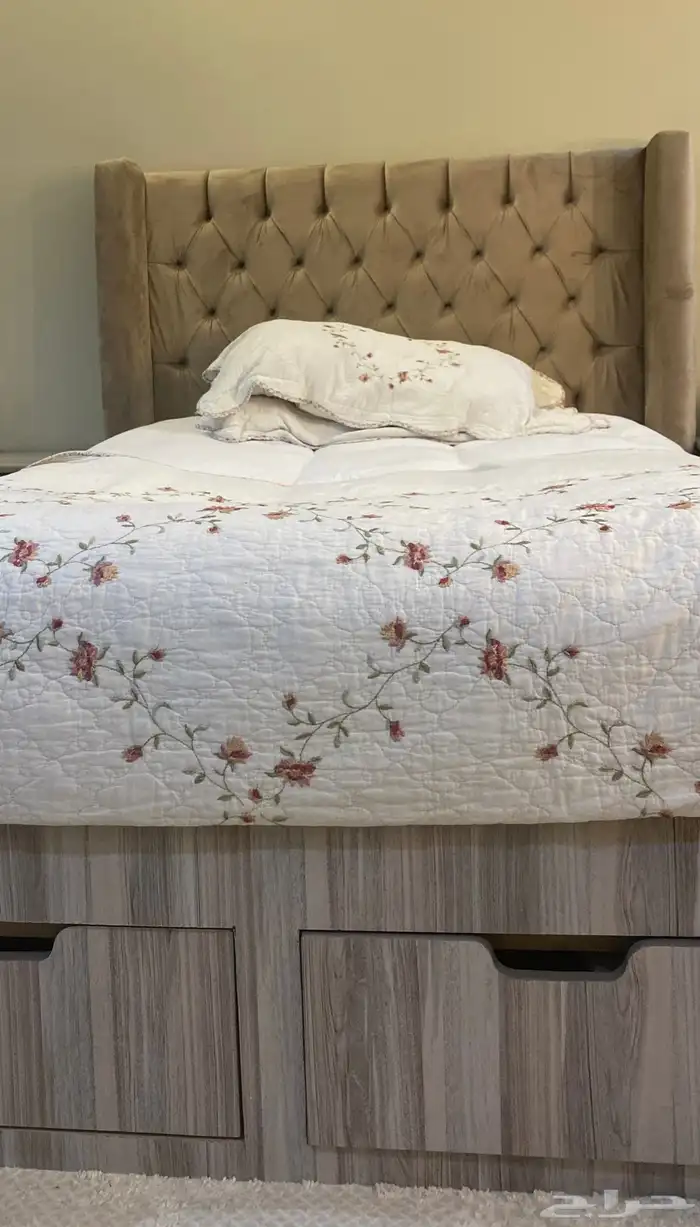 دولاب كبير سريرين مع مراتبهم كومدنتين 0