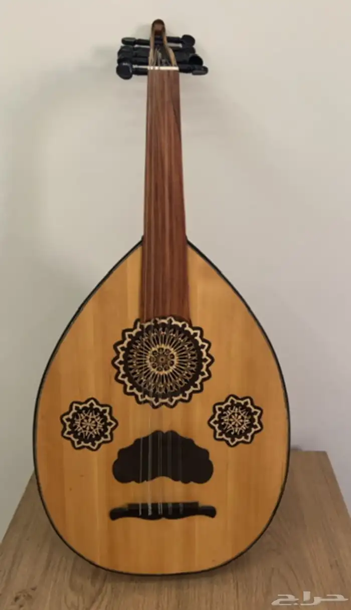 أله موسيقية عود جديد 0