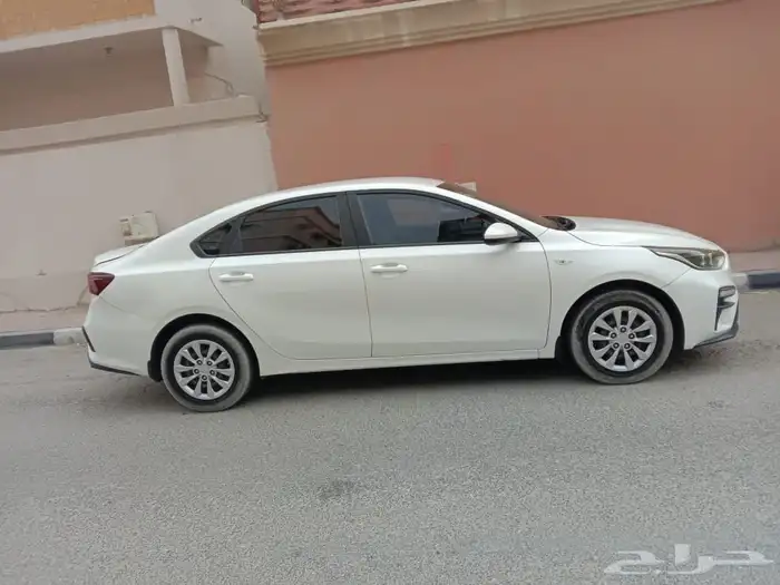 كيا سيراتو 2021 للبيع الصامل فقط يتواصل والبيع على السريع 5