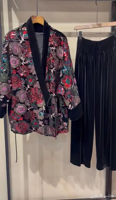 ملابس نسائية انيقة بالشتاء ( اناقة تتحدث) index