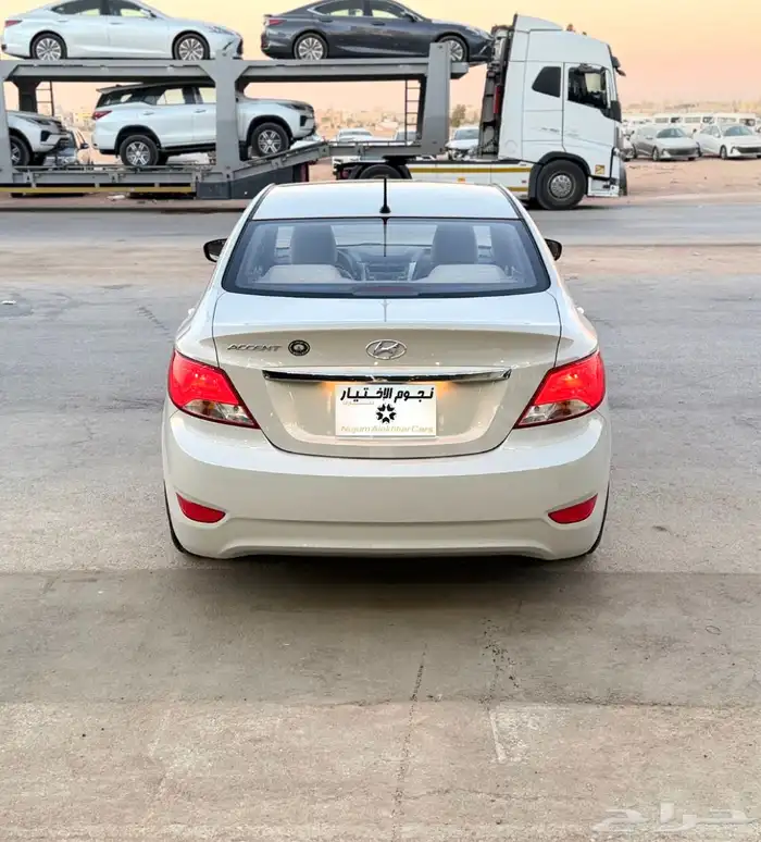 هونداي اكسنت 2016 - مخزن نص فل عداد 27 الف كيلو فقط 5
