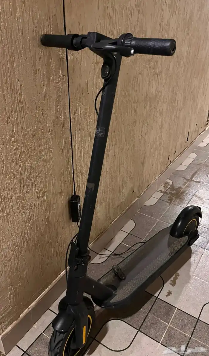 سكوتر كهربائي 1