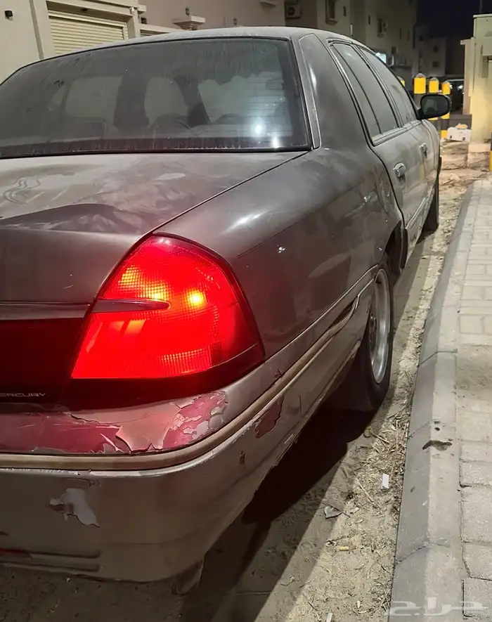 فورد جراند ماركيز 2