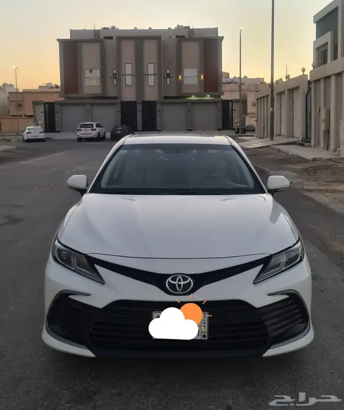 كامري 2022 LE اول مالك وشرط 0