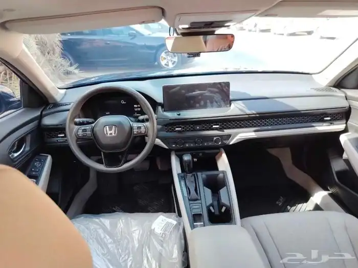 هوندا اكورد 2025 4